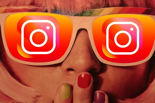 Instagram 스토커: 소셜 미디어 호기심의 그림자