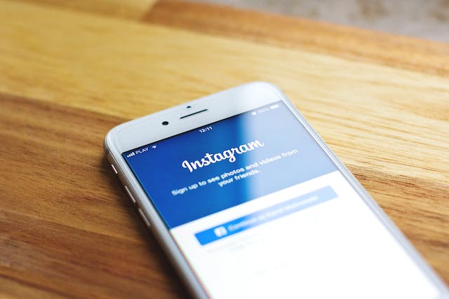 Comment dissocier les comptes Instagram , image №5