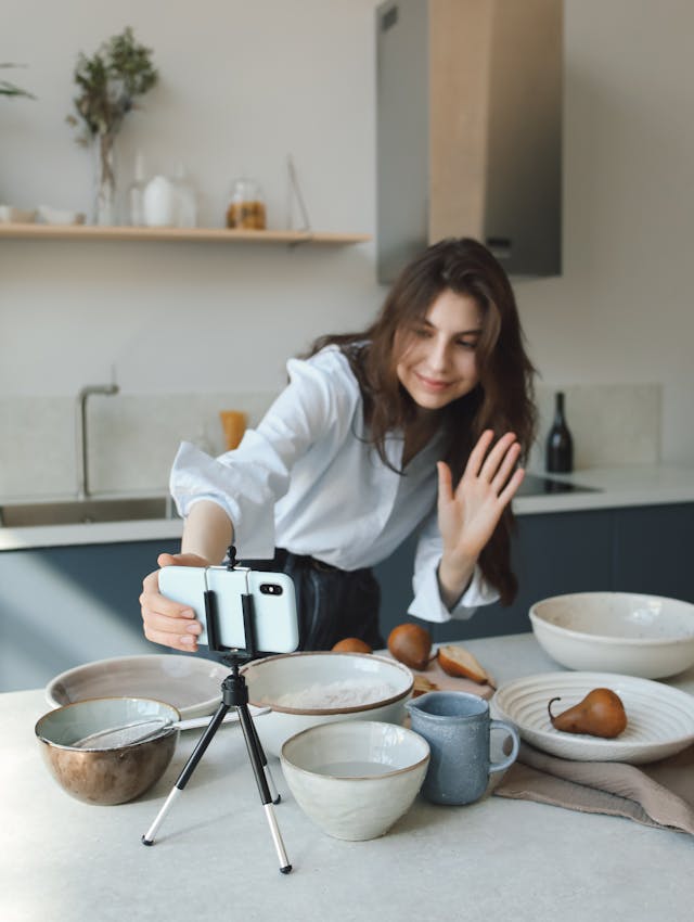 How To Be an Instagram Influencer With a Lucrative Career 